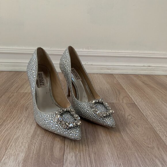 Badgley Mischka Cher II Embellished Pointed-Toe Pumps Heels - Picture 11 of 13